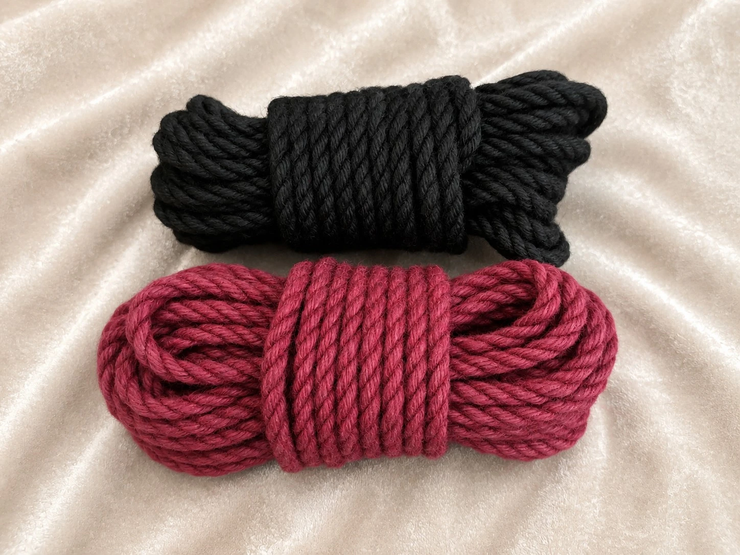 Hanfseil gefärbt 8mm 10 Meter in rot!