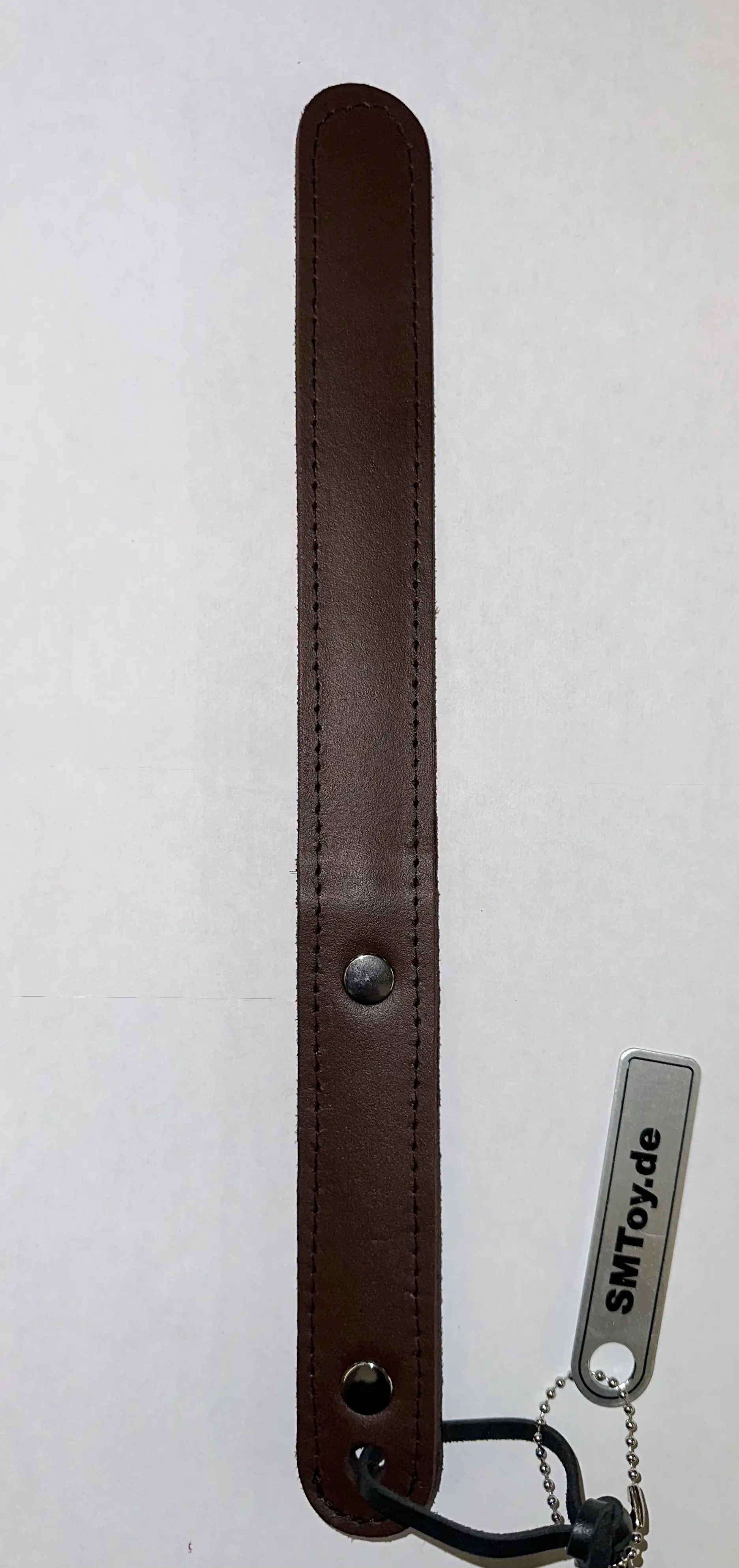 Leder Klatsche mit Nieten in 4 Farben